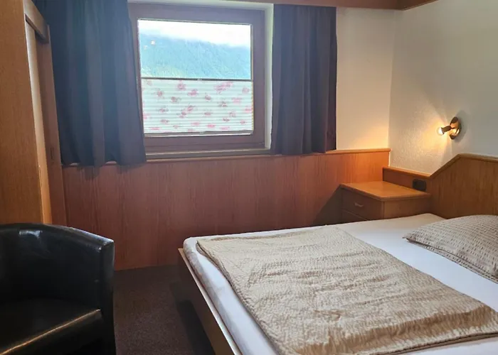 Haus Wiesenheim Fw Oetztal 朗根费尔德