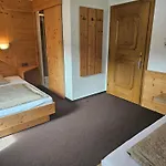 Haus Wiesenheim Fw Oetztal 아파트